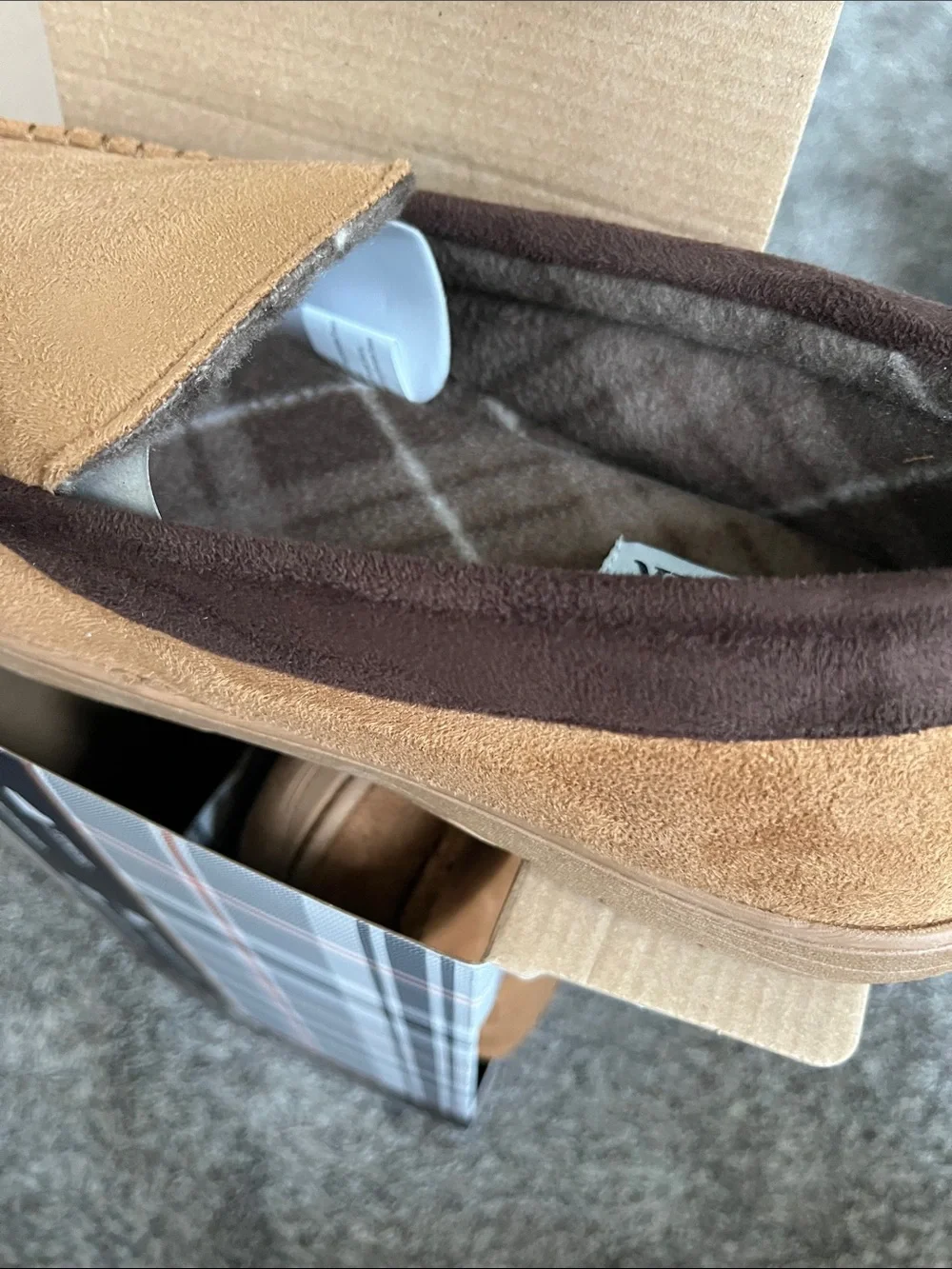 Haggar Men’s Brown Tan Slip-On Memory Foam Loafers. Men size 11-12. XL. New